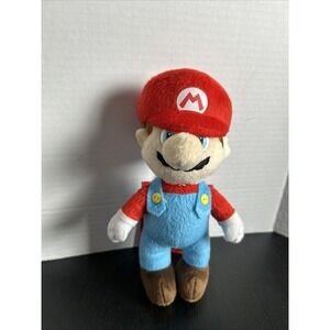 Super Mario Mario Keychain Plush Has A Zipper On The Back For Coins Small Items